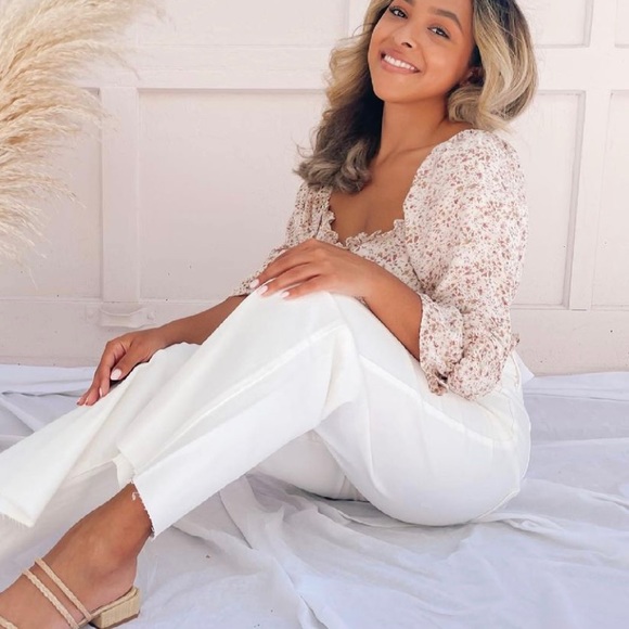 Boutique Cropped OTS or On the shoulder top - Picture 2 of 3